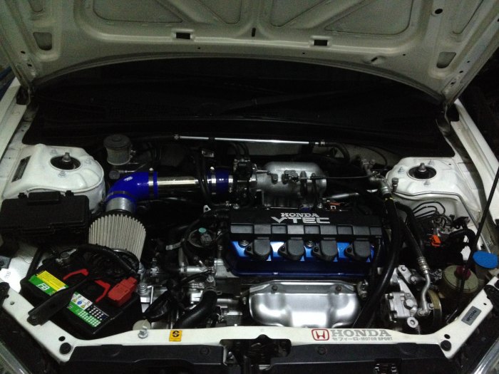 เครื่อง D17A2 ใส่ท่อร่วมไอดีอะไรครับให้ปีกฝีเสื้อนอน