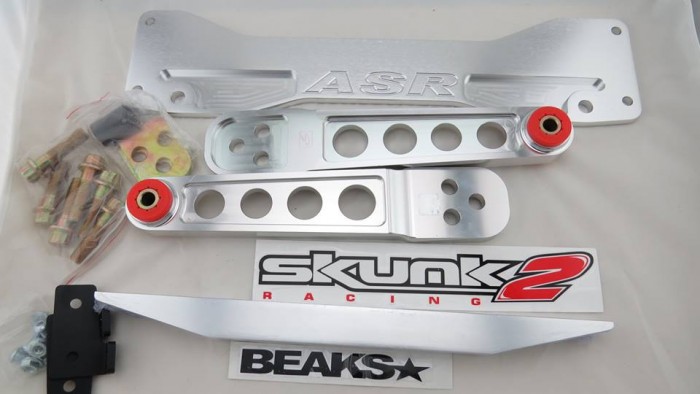 ขายชุดซับเฟรมASR ปีกนกsk2 ค้ำbeaks copy ทั้งชุด 3000.- ด่วนๆๆๆ  มุีชุดเดียว