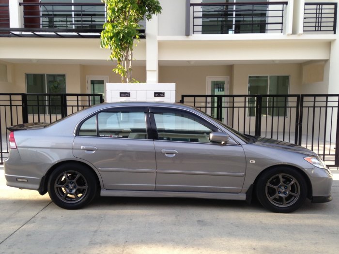 ขายดาว 60,000 es 2004 ไมล์ 14 xxxx at1.7 VTi (ABS/AIRBAG/LEAT) รุ่นท็อป ออฟชั่นครบ สีเทา