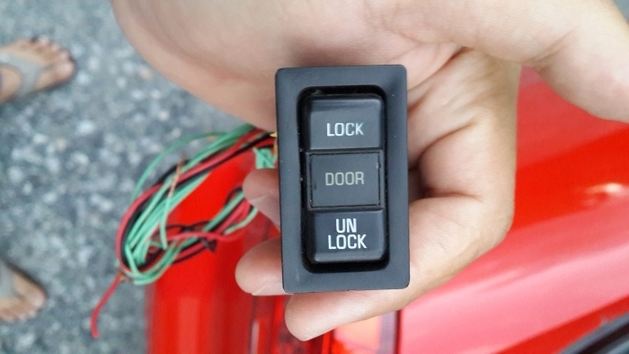 ทำ Switch lock/unlock door