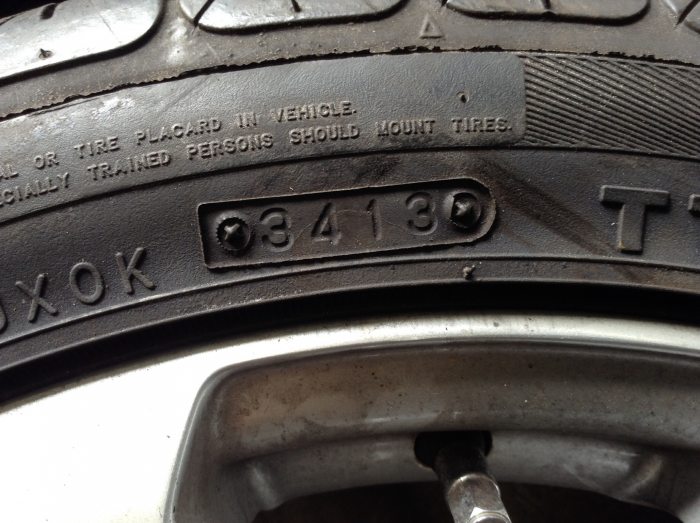 ขายเบาะพร้อมราง ep3 โลโก้Hแดงdc5 ล้อ sparco พร้อมยางปีปลายปี 13