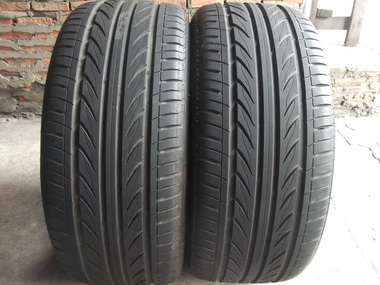 ยาง FINIXX 245/45/17 ปี 11 2 เส้น