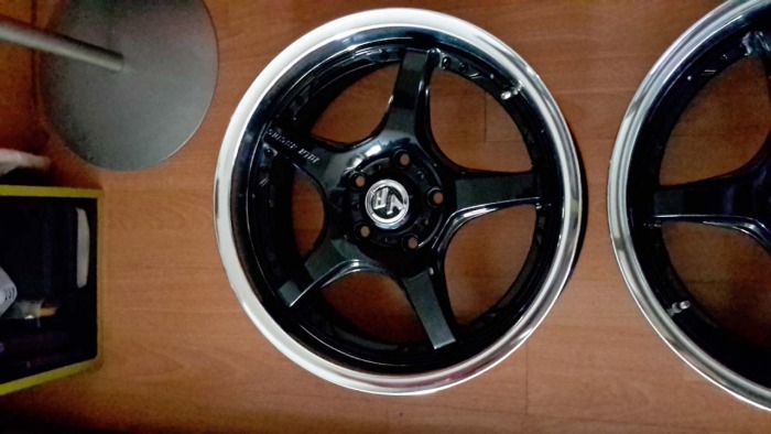 ล้อ 17 5 รู 114.3 volk racing ดำขอบเงา สภาพสวย ปรับราคาครับ