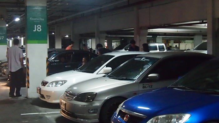 &&&นอกรอบ รังสิต นครนายก นวนคร :Rangsit Society ครบ 3 ปีเสาร์ 11 เมษา 5 โมงเย็น