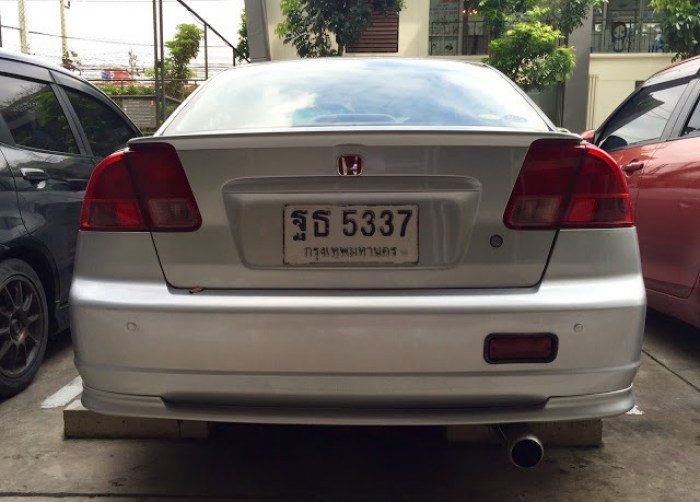 สั่งสติ๊กเกอร์คลับทางนี้ครับ