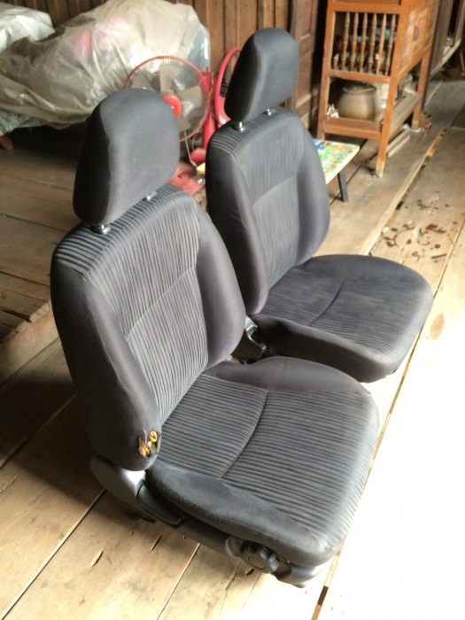 ขายถูกๆเบาะคู่หน้าผ้าดำ RX 2005 sale 2,500.-