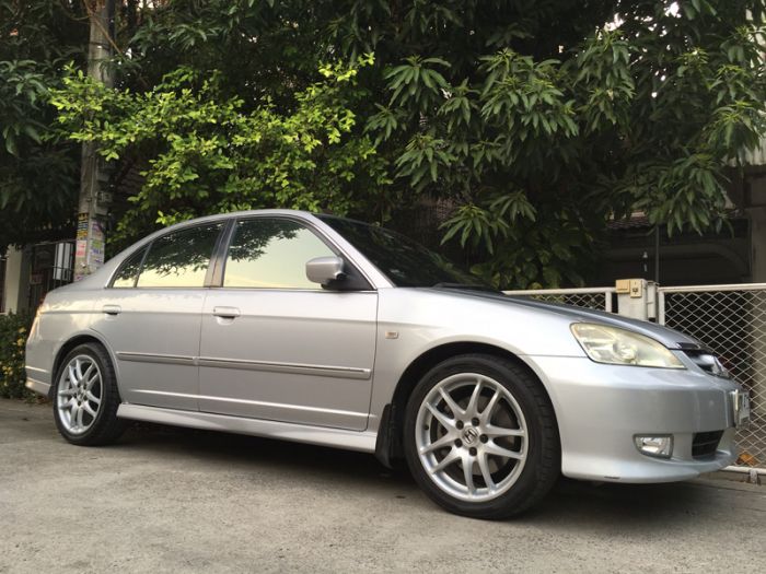 ขาย civic ES เกียร์  m/t ปี 2003 สีบรอนซ์เงิน เครื่อง 1.7  VTEC