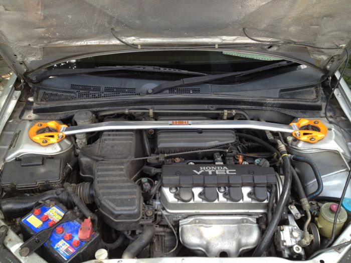 ขาย civic ES เกียร์  m/t ปี 2003 สีบรอนซ์เงิน เครื่อง 1.7  VTEC