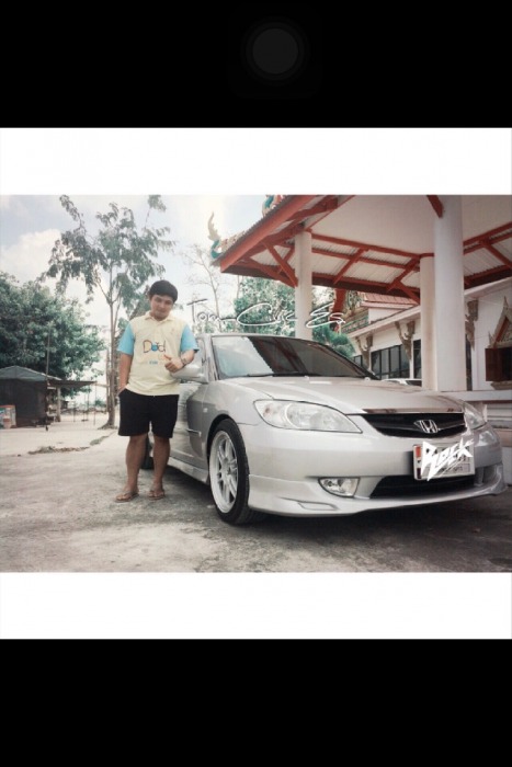 สั่งสติ๊กเกอร์คลับทางนี้ครับ