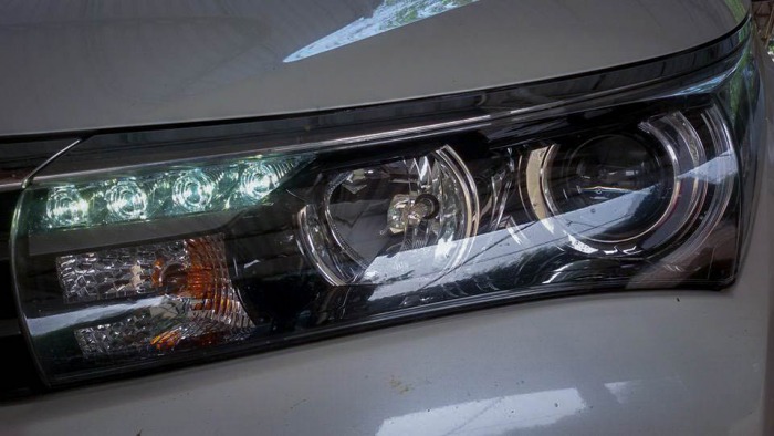 ไฟหน้าฮอนด้า HR-V LED โปรเจคเตอร์ ,ALTIS 2014,ฟอร์จูนเนอร์ ,พรีอูส,แอ๊คออด, ACUAL TL