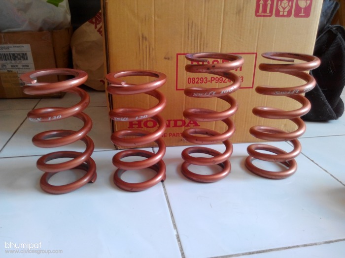 ซ้าย12k สูง 180 ไอดี 65 / ขวา10k สูง 200 ไอดี 65 @ ชุดละ 10,000฿ / แยกคู่ละ 5,500฿
รุจ 0869752323