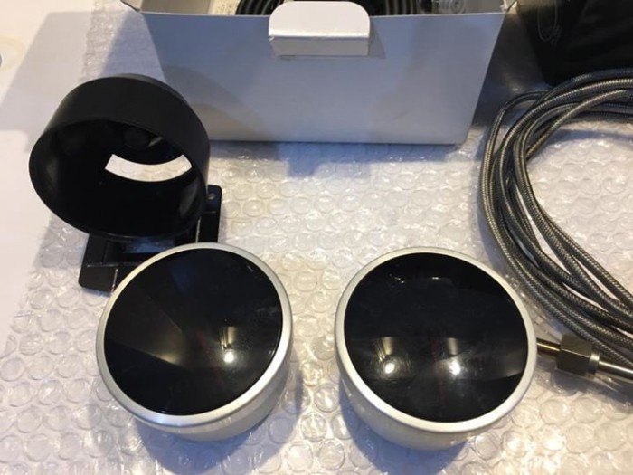 Defi BF ไฟขาว Fuel Press และ EXT Temp และ Defi Display Motec M48 ของใหม่