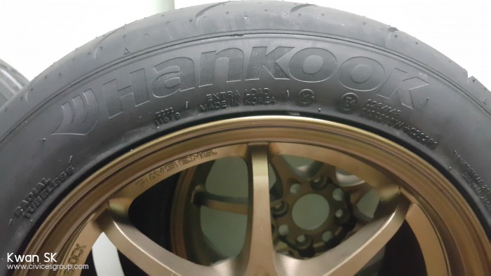 แม็กCE28พร้อมยางhankook R-s3