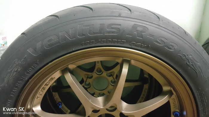 แม็กCE28พร้อมยางhankook R-s3