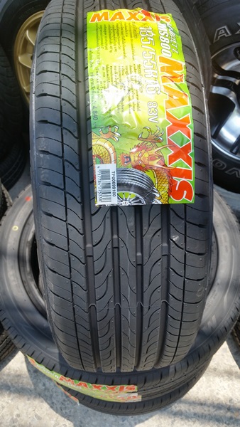 ขายยาง185/55/16 ปี 16 MAXXIS M