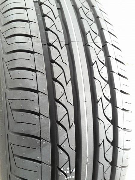 ขายยาง195/60/15 ปี 16 MAXXIS M