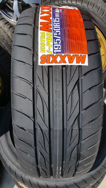 ขายยาง195/50/15ปี 16 MAXXIS I