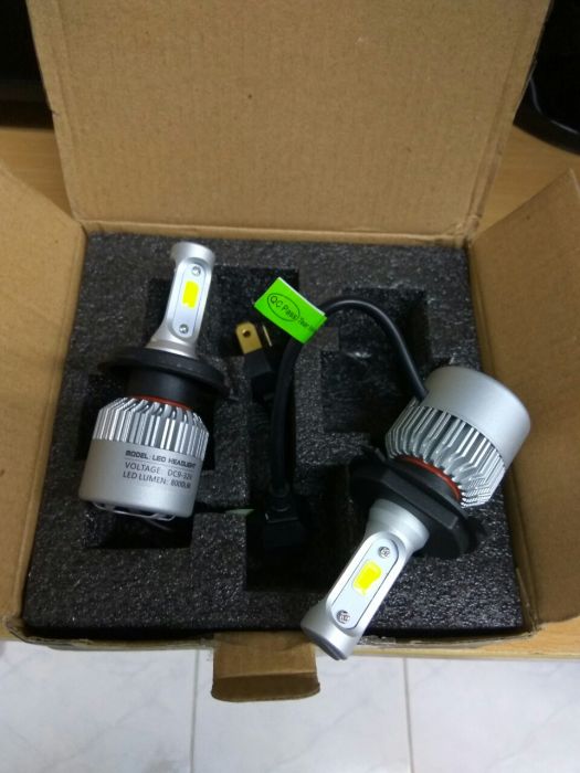 ขายหลอดไฟหน้า H4 LED 8000Lumen