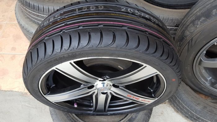 ขายล้อ GTR Sports 17 4รู 100 พ