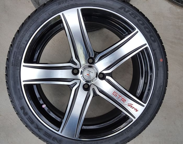ขายล้อ GTR Sports 17 4รู 100 พ