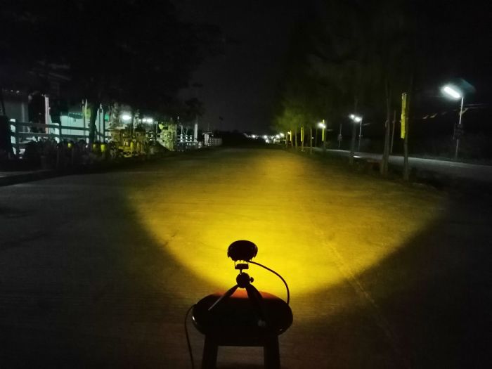 สปอร์ตไลท์ 2 ชิป LED 12-24V 20